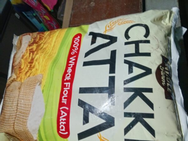 Chakki aata 100% wheet flavour 10kg