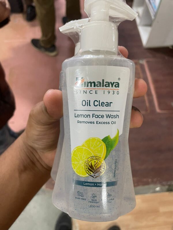 himalya oil clear 1 pc