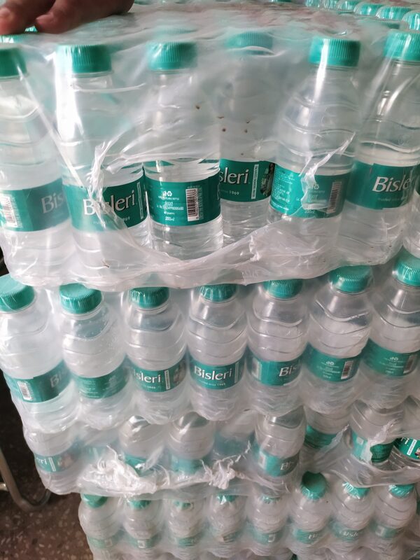 Bisleri water bottle 200 ml (48 pcs)